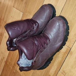 BROWN ACG BOOTS